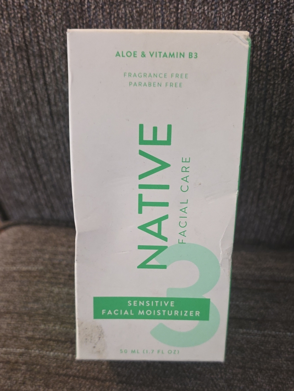Native Sensitive Facial Moisturizer - Green & White Packaging